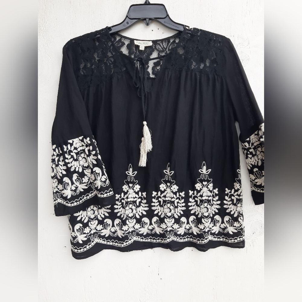 Elegant Black and White Embroidered Blouse